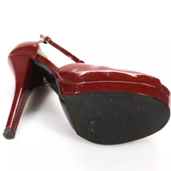 🔥🔥SOLD🔥🔥* FENDI PATENT PLATFORM SZ 40 fits a 9 - Picture 5 of 6